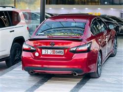 نيسان ألتيما